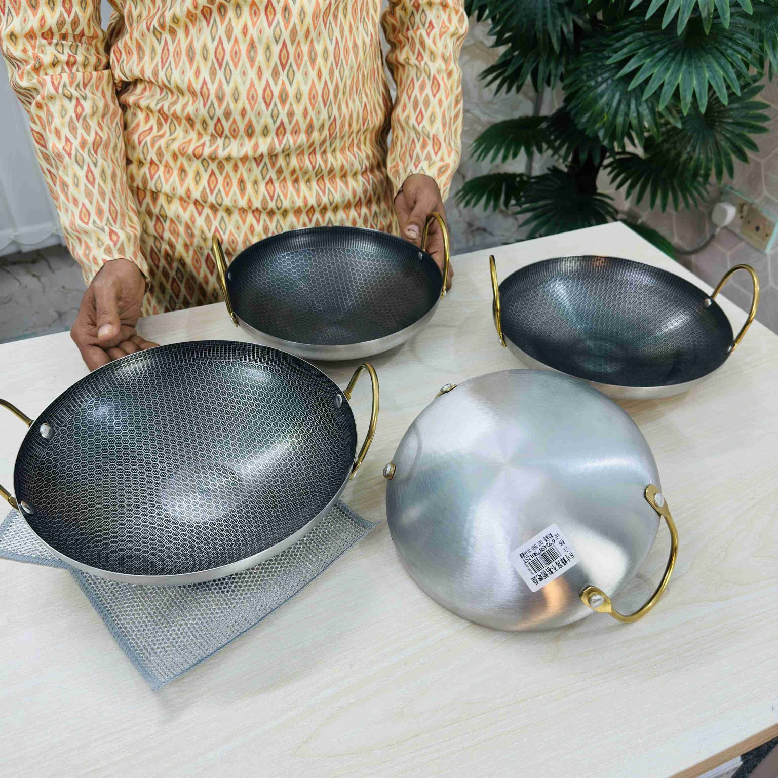 Honeycomb Pattern Steel Korai (Small)